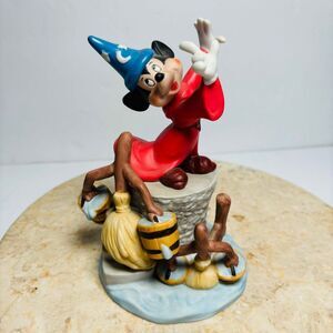 Vintage Disney Magic Memories Mickey Mouse Fantasia‎ Figurine 1984 Limited